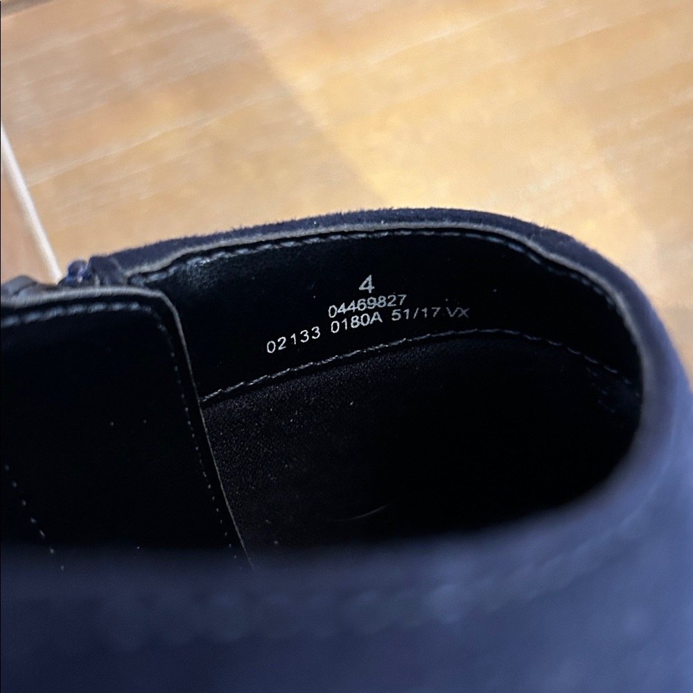 Navy Suede heeled boots Marks and Spencer London Size 6.5-7 suede zip booties - Picture 6 of 7